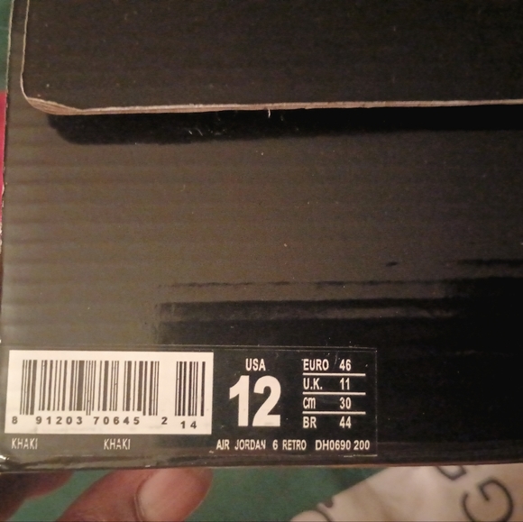 Men\'s Jordans size 12 main image 4